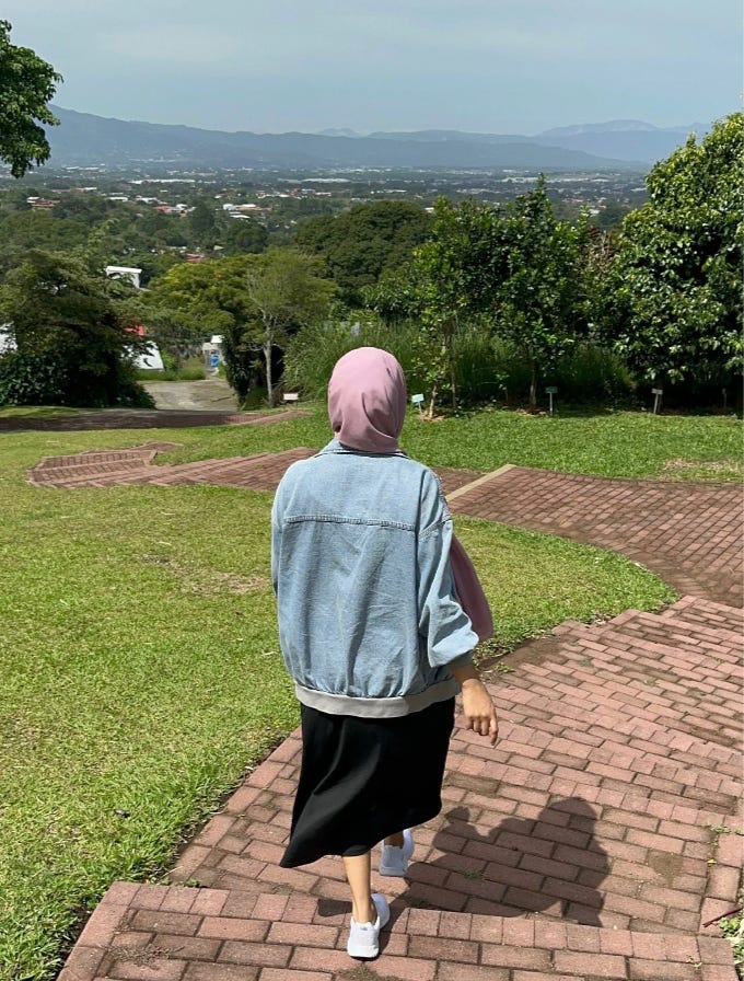 Exploring Costa Rica as a Herbalist: A Day at El Arca Jardín Botánico