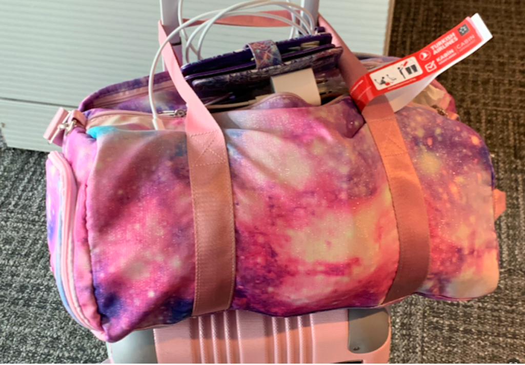 What to Pack in Your Airport Travel Bag: The Essentials